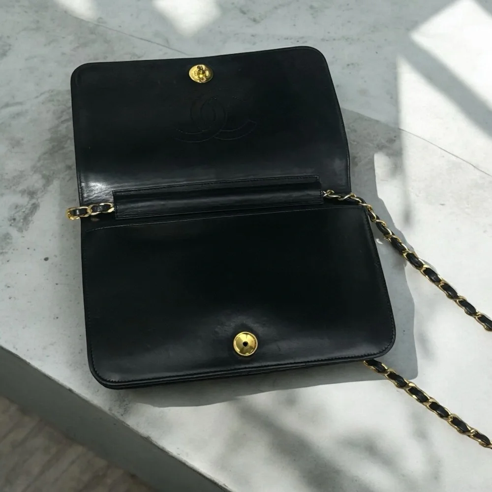 1989’ Vintage Black Lambskin Single Flap Shoulder Bag